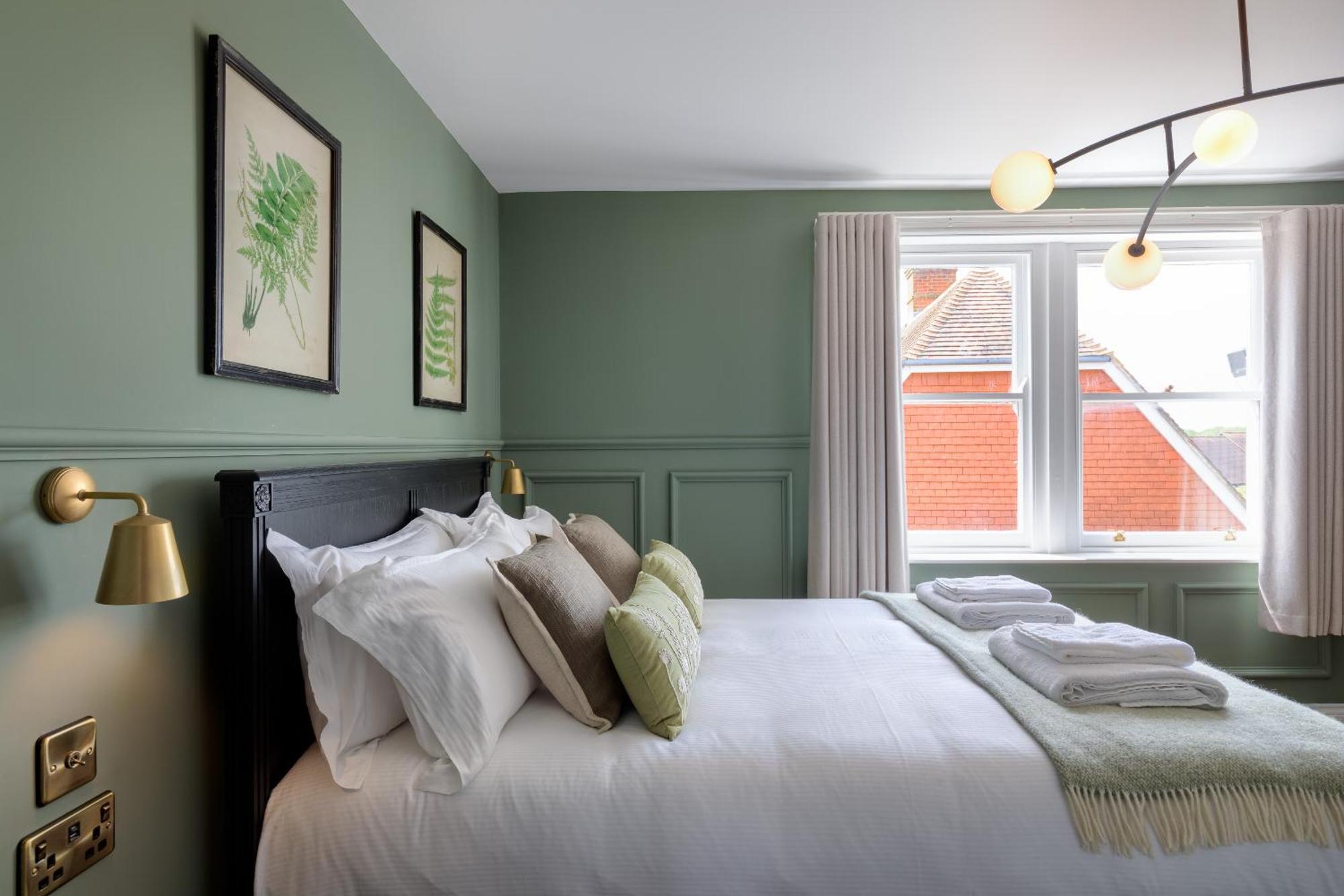The White Hart Wadhurst Экстерьер фото